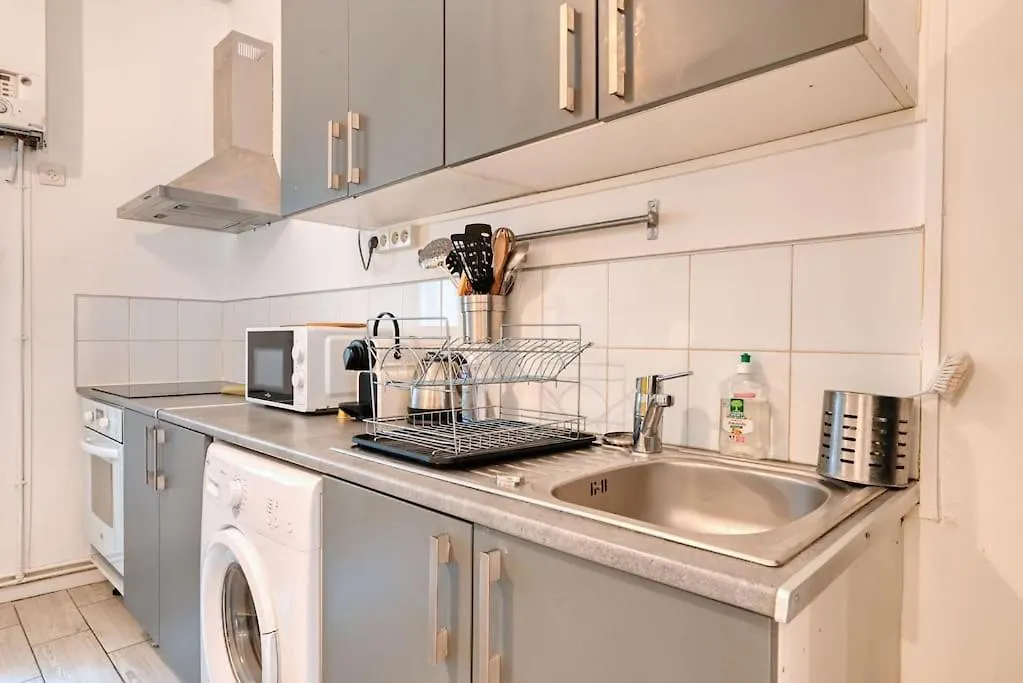 Apartament Thibaud - T4 Terrasse A 15 Min A Pied Du Metro Marsylia 0*,