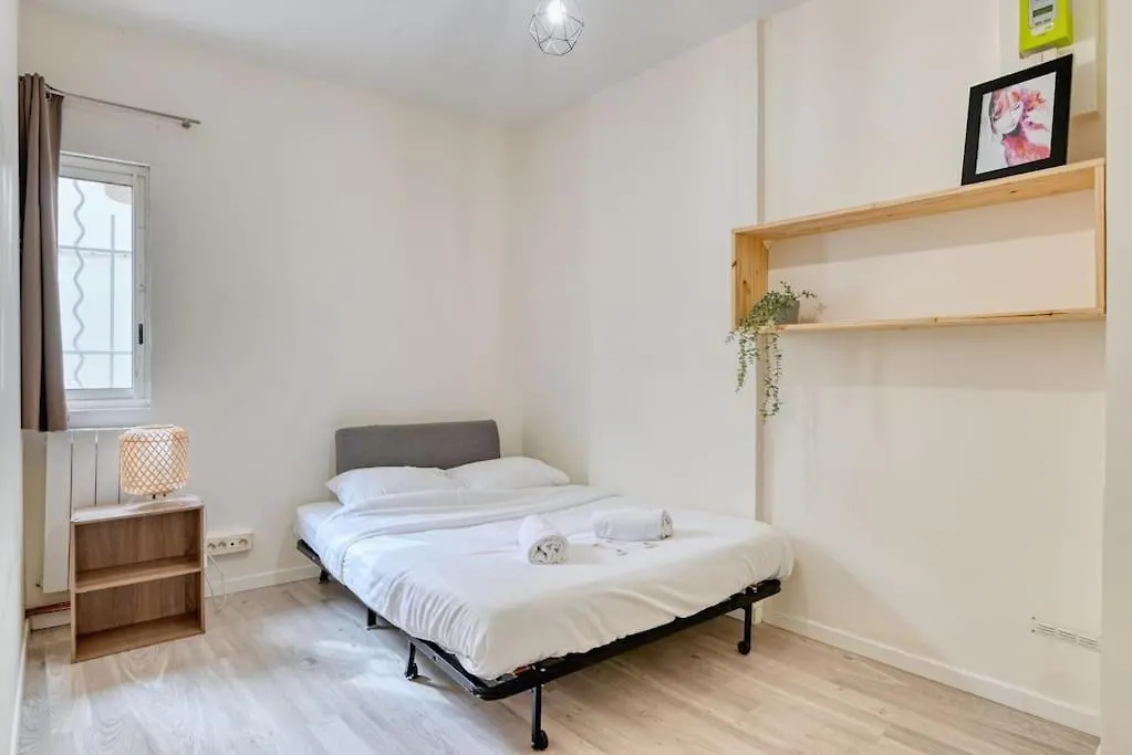 Thibaud - T4 Terrasse A 15 Min A Pied Du Metro Apartment Marseille France