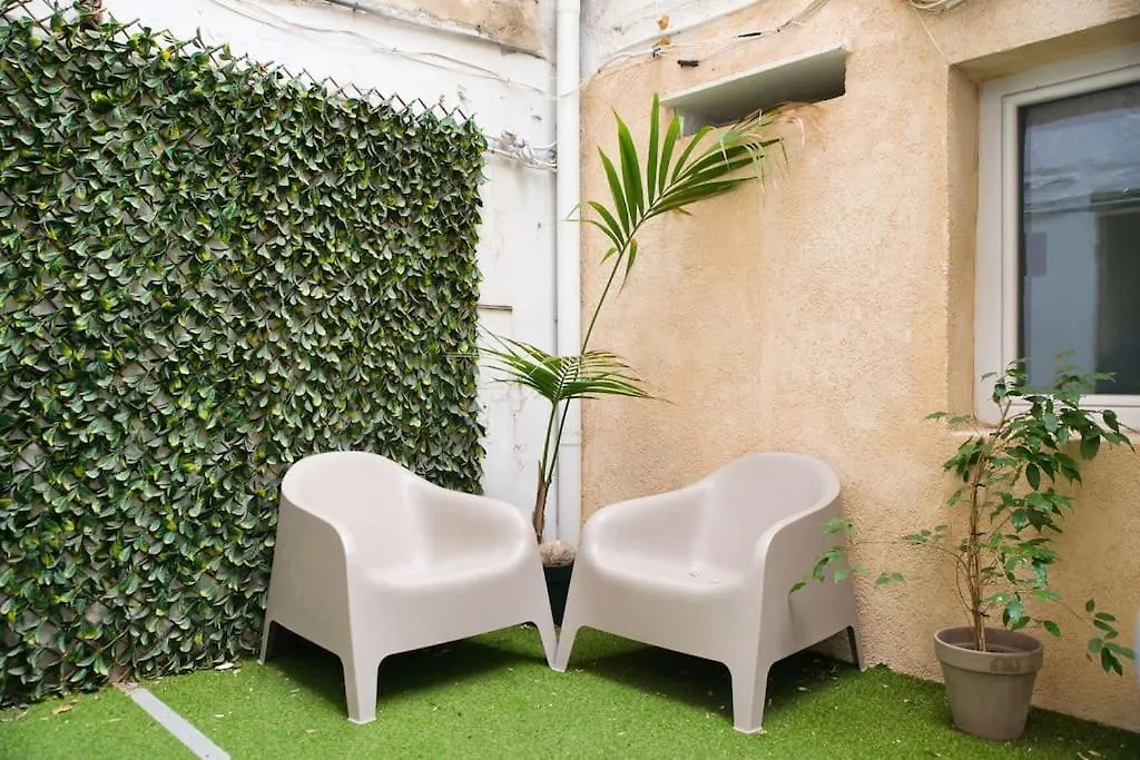 Appartement Thibaud - T4 Terrasse A 15 Min A Pied Du Metro à Marseille 0*,